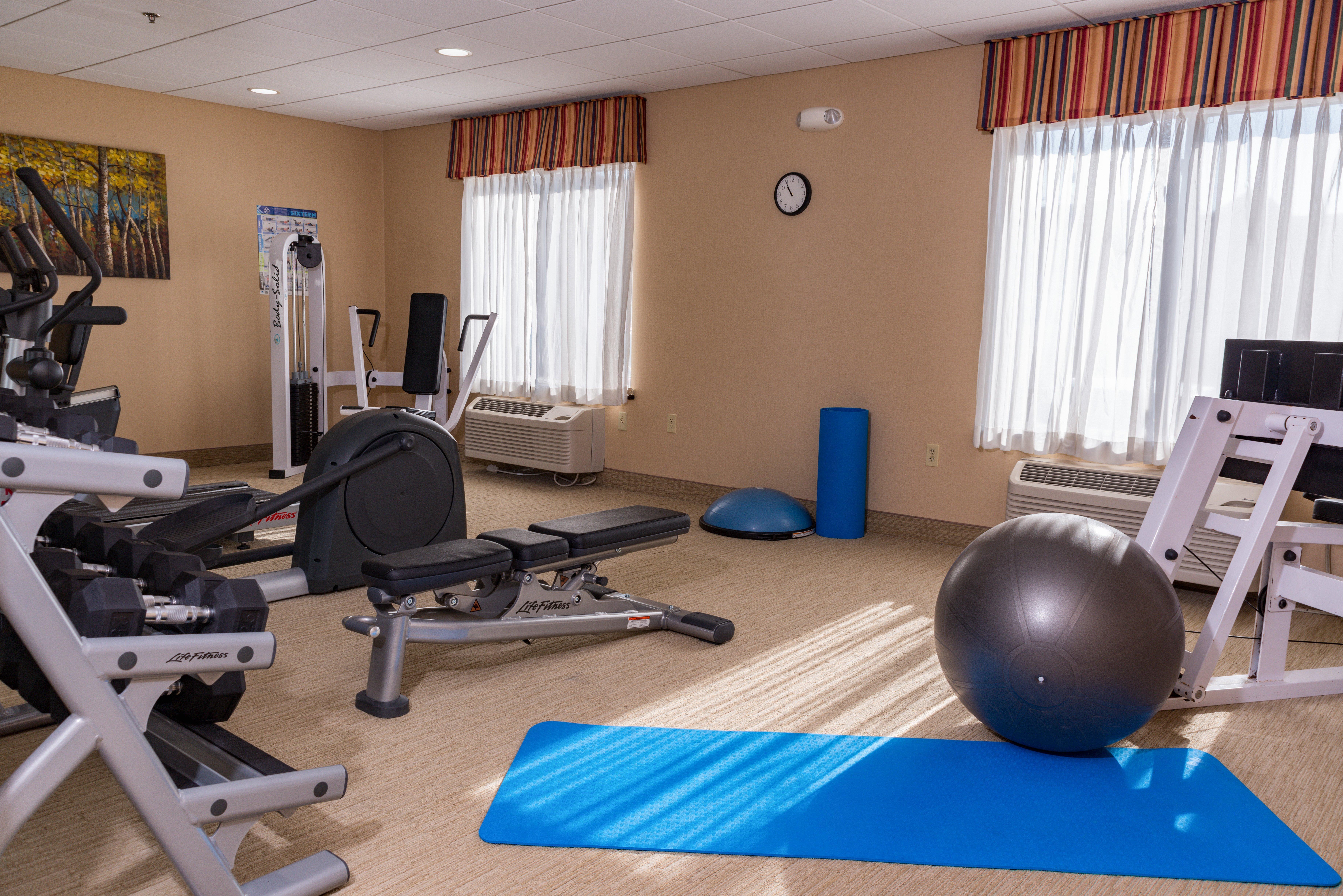 Holiday Inn Express Hartford-Newington By Ihg Bagian luar foto